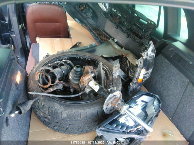 WVGLV7AX5HK032599 Volkswagen Tiguan Highline