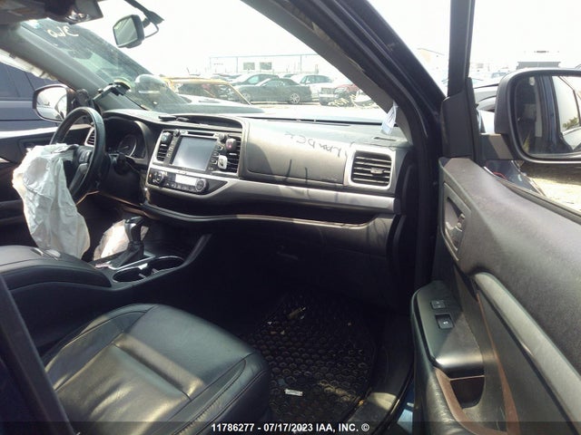 Toyota Highlander Xle 2015 5TDJKRFH5FS187984 Image 6