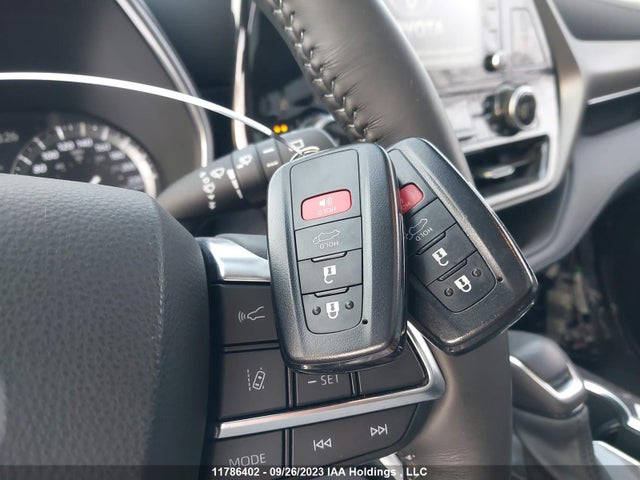 Toyota Highlander Limited/platinum 2021 5TDDZRBH7MS135803 Image 11