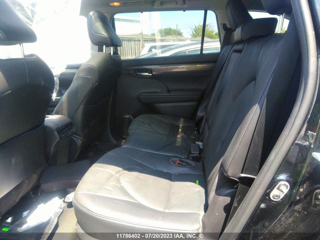 Toyota Highlander Limited/platinum 2021 5TDDZRBH7MS135803 Image 8