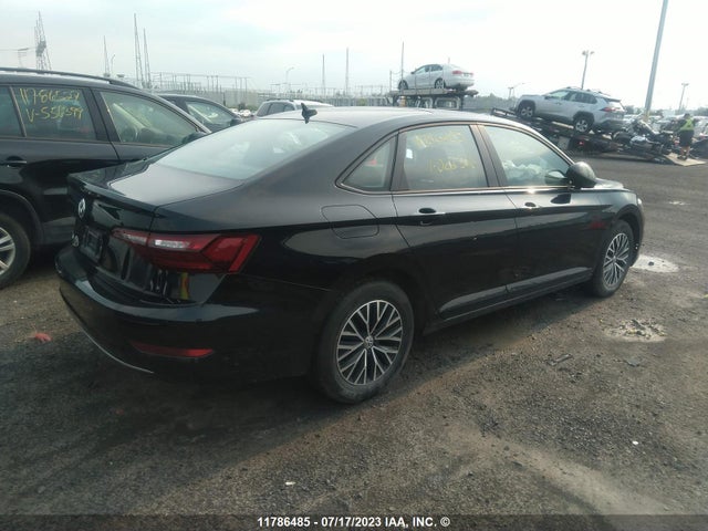 3VWE57BU2MM062306 Volkswagen JETTA SEL