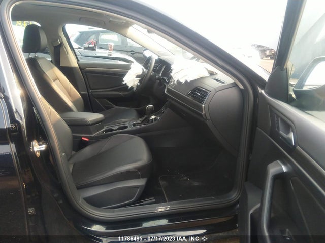 3VWE57BU2MM062306 Volkswagen JETTA SEL