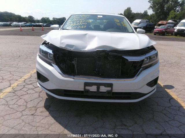 1VWBA7A35MC013772 Volkswagen Passat Highline
