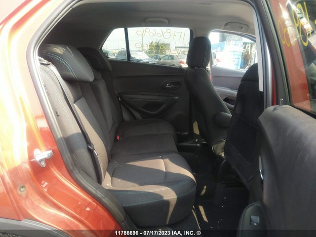 Chevrolet TRAX 1LT 2016 3GNCJPSB5GL189850 Image 10