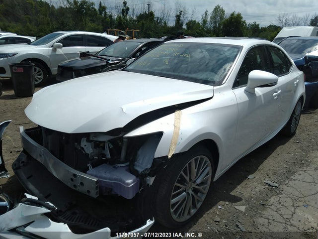 Lexus IS 250 2015 JTHCF1D21F5028025 Image 2