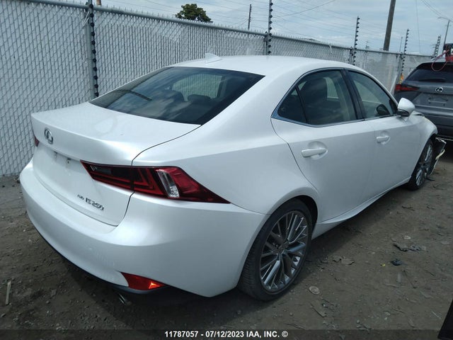 Lexus IS 250 2015 JTHCF1D21F5028025 Image 4