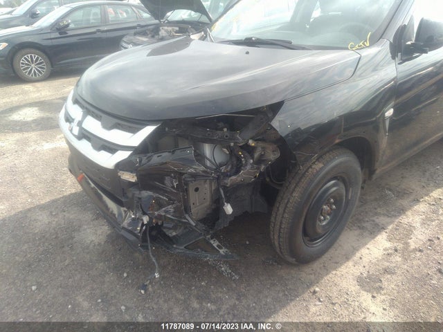 JA4AJUAU7MU601165 Mitsubishi RVR ES