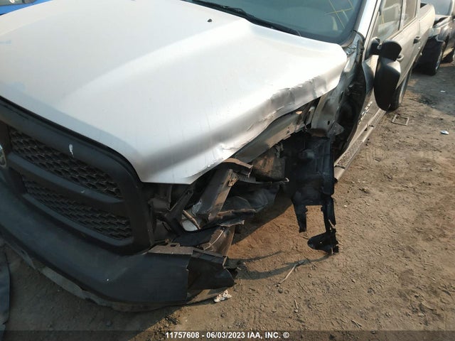 1C6RR7KM3FS679059 RAM 1500 St
