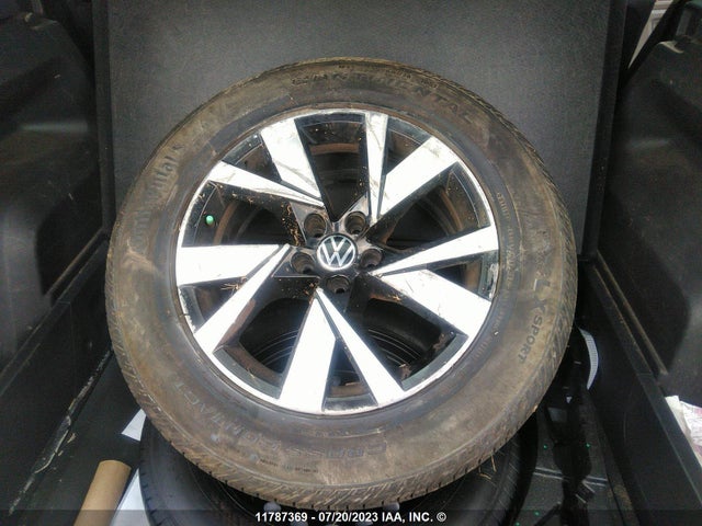 1V2ME2CAXLC218466 Volkswagen Atlas Cross Sport Se