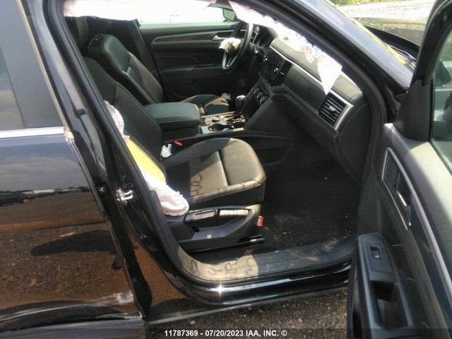 1V2ME2CAXLC218466 Volkswagen Atlas Cross Sport Se