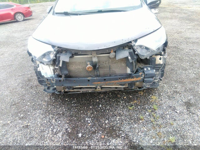 Toyota RAV4 LE 2016 2T3BFREV8GW492430 Image 8