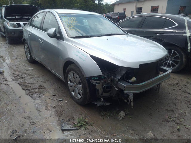 Chevrolet CRUZE LT 2015 1G1PC5SB7F7105385 головне зображення
