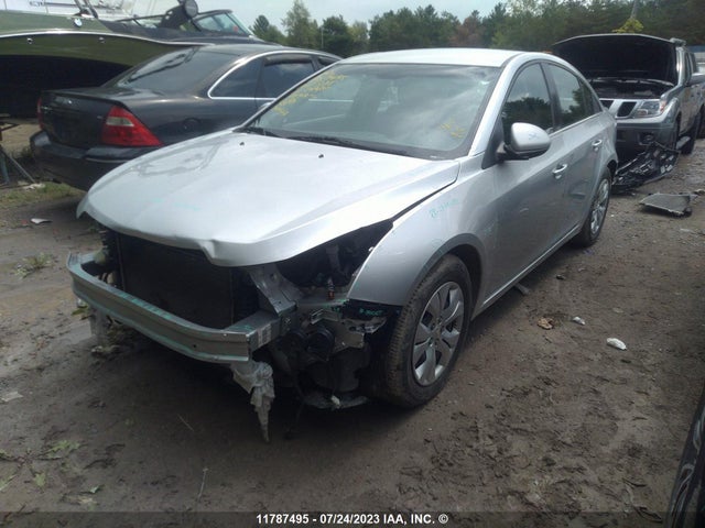 Chevrolet CRUZE LT 2015 1G1PC5SB7F7105385 Image 2