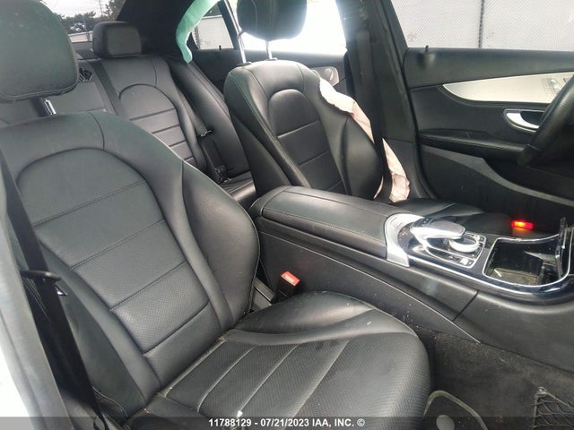 55SWF4KB8FU078744 Mercedes-Benz C 300 4matic