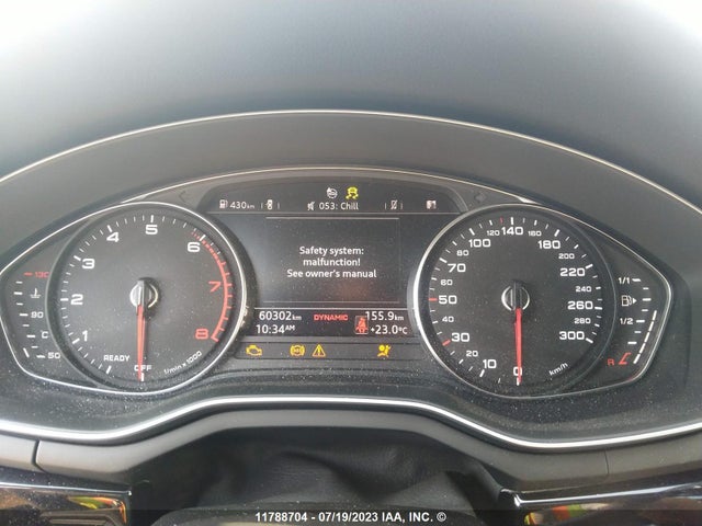 WAUPNAF40JA209196 Audi A4 Premium Plus