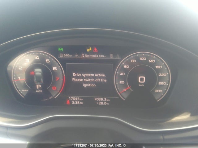 WA1FAAFY7N2136044 Audi Q5 Prestige 45