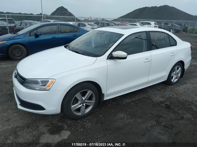 3VWD07AJ4EM273333 Volkswagen JETTA SE