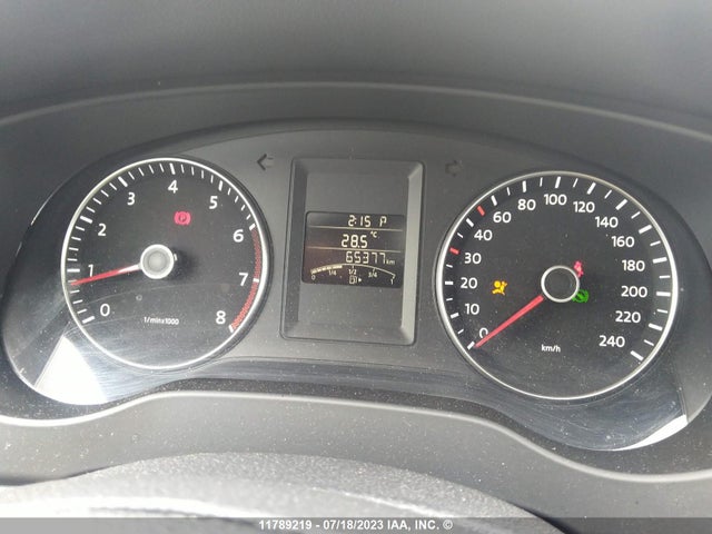 3VWD07AJ4EM273333 Volkswagen JETTA SE