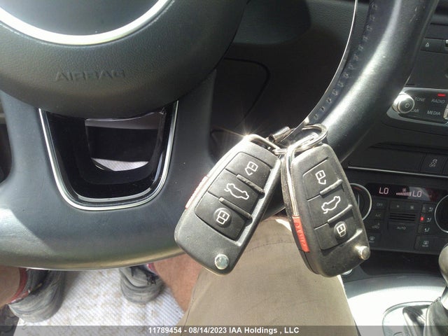 WA1GFCFSXGR001809 Audi Q3 Prestige