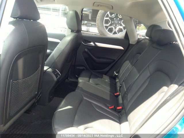 WA1GFCFSXGR001809 Audi Q3 Prestige