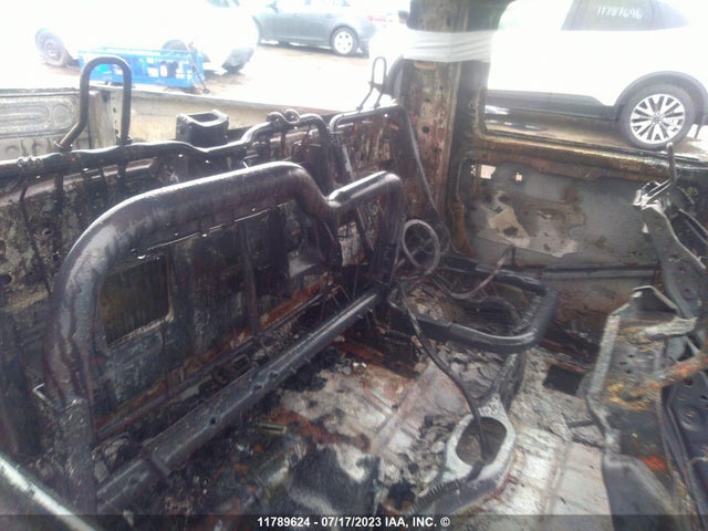 3C6RR7KT2LG184135 RAM 1500 Classic Tradesman/express