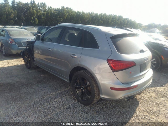 WA1CCAFP0GA028037 Audi SQ5