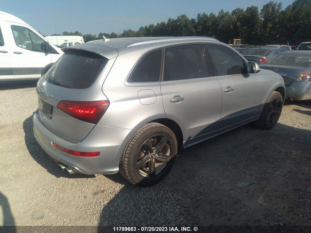 WA1CCAFP0GA028037 Audi SQ5