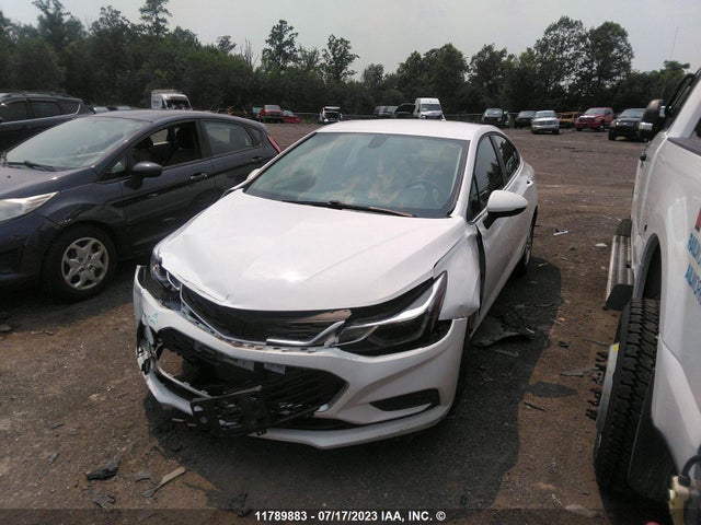Chevrolet CRUZE LT 2018 1G1BE5SM3J7193592 Image 2