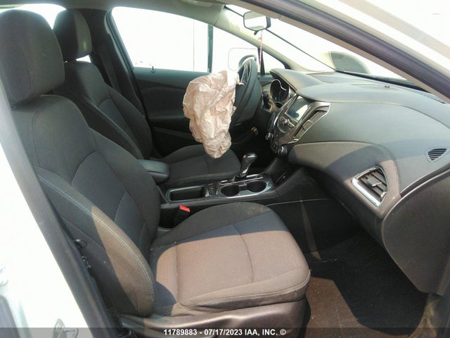 Chevrolet CRUZE LT 2018 1G1BE5SM3J7193592 Image 5