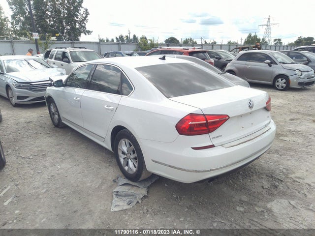 1VWAS7A30GC037037 Volkswagen Passat S/r-line