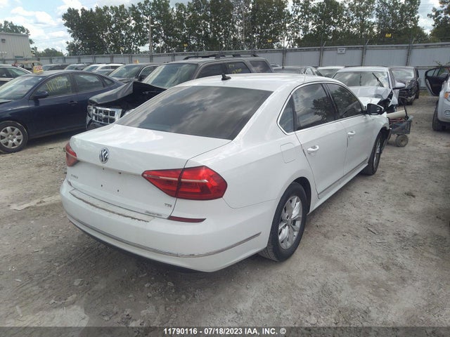1VWAS7A30GC037037 Volkswagen Passat S/r-line