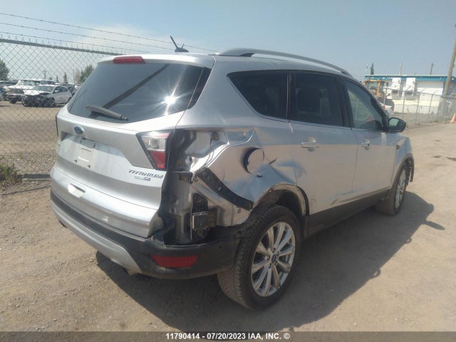 Ford Escape Titanium 2017 1FMCU9J9XHUD21627 Image 4