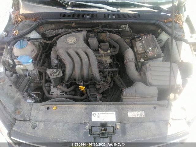 3VW2K7AJ6FM208535 Volkswagen JETTA S