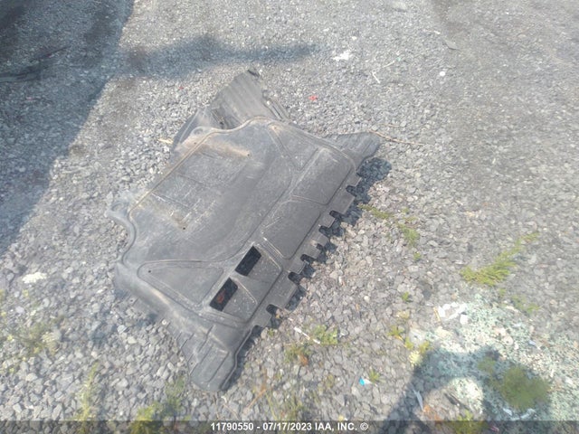 3VWE57BU6MM052880 Volkswagen JETTA SEL