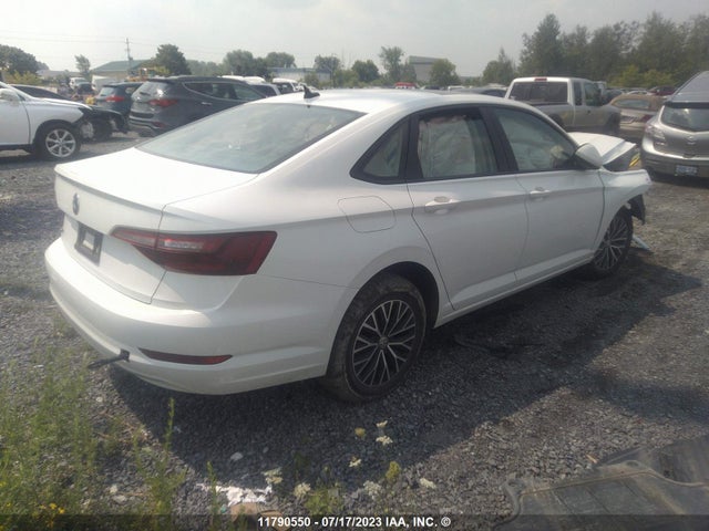 3VWE57BU6MM052880 Volkswagen JETTA SEL