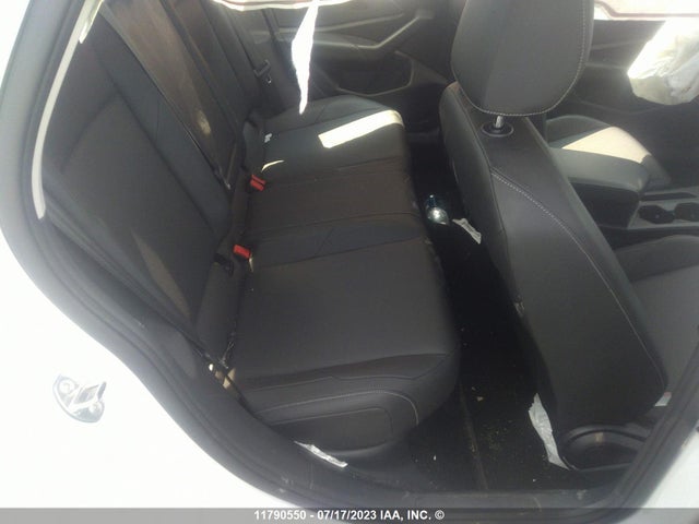3VWE57BU6MM052880 Volkswagen JETTA SEL