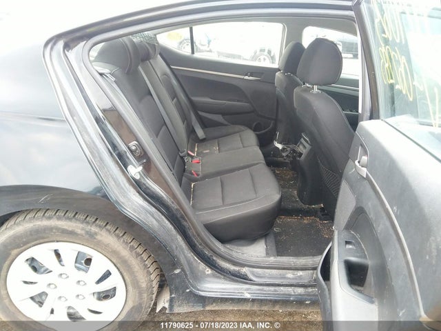 Hyundai ELANTRA SE 2017 5NPD74LF1HH062283 Image 8