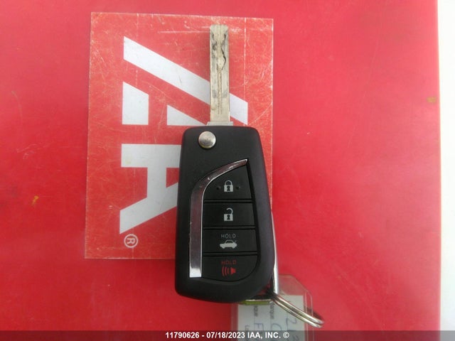 Toyota COROLLA LE 2021 5YFBPMBE7MP158089 Image 3