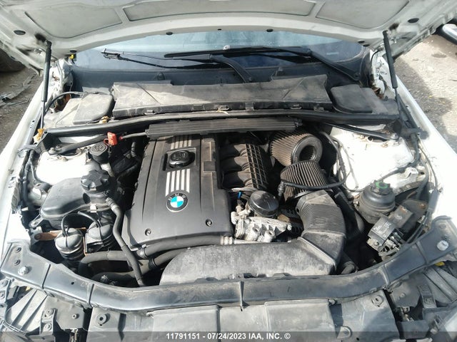 2011 Bmw 335 Is მანქანა იყიდება აუქციონზე, vin: WBAKG1C56BE617570, აუქციონის ნომერი: 11791151