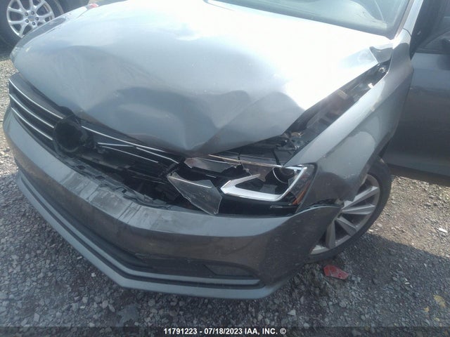 3VWB07AJ4FM308252 Volkswagen JETTA SE