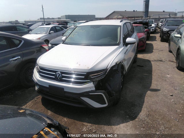 3VVFB7AX8PM021714 Volkswagen TIGUAN S