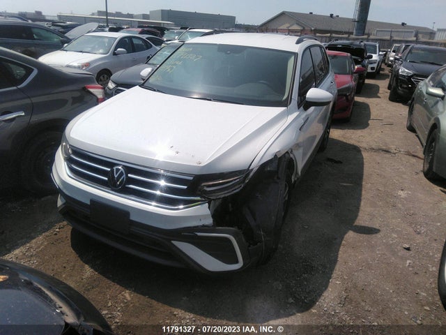 3VVFB7AX8PM021714 Volkswagen TIGUAN S