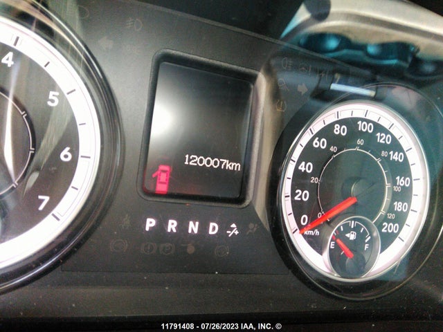 1C6RR7TT1KS511453 RAM 1500 Classic Slt