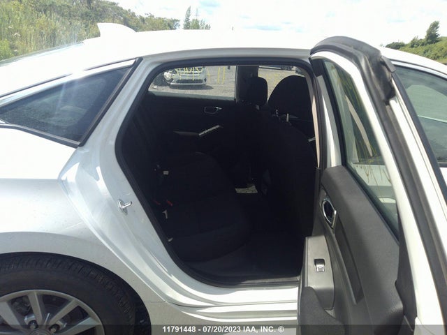 Honda CIVIC EX 2022 2HGFE2F32NH131668 Image 11