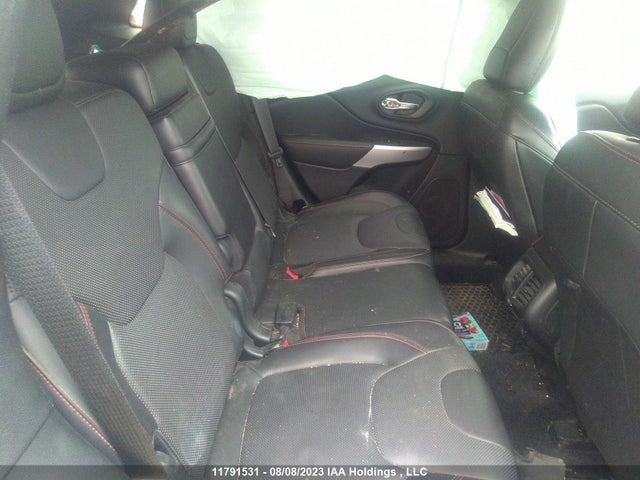 1C4PJMBX8JD514590 Jeep Cherokee Trailhawk