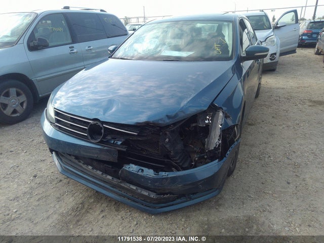 3VWD67AJ2GM398686 Volkswagen JETTA SE