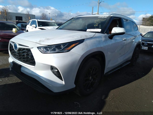 Toyota Highlander Hybrid Bronze 2023 5TDABRCH1PS565918 Image 2