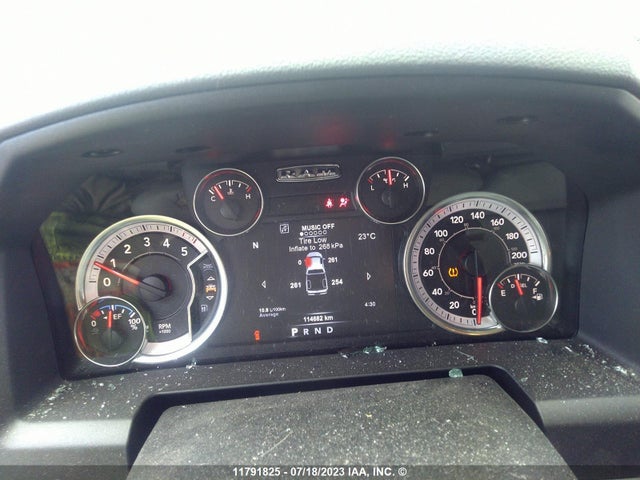 1C6RR7TM6JS226447 RAM 1500 Slt