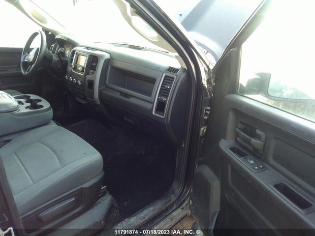 3C6RR7KT8JG122915 RAM 1500 St