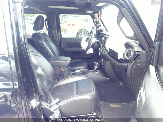 1C4HJXEG1KW548801 Jeep Wrangler Unlimited Sahara